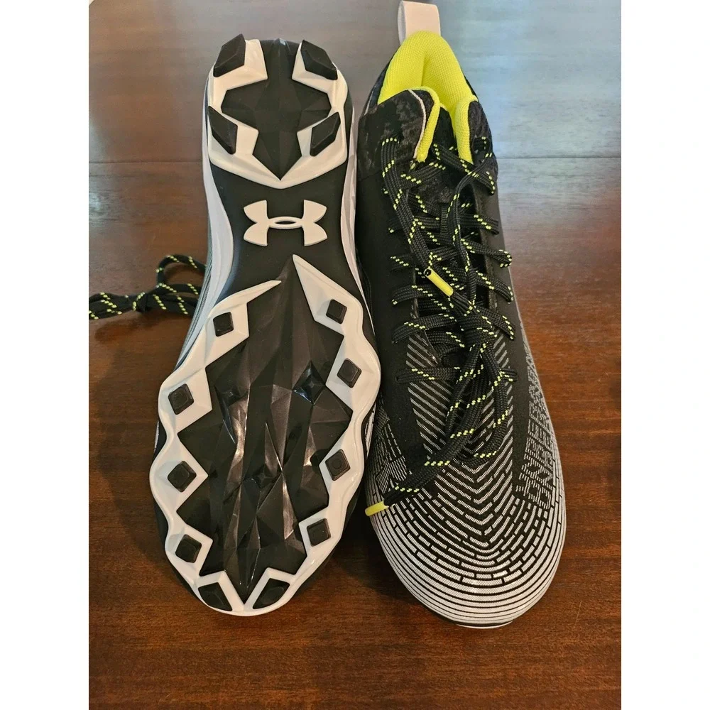 Under Armour Hammer MC 2.0 Men Shoes Sz 10.5 White Black Lace-Up Football Cleats